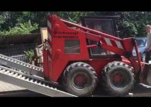 Smykem řízené nakladače Hytrack 1760 JT