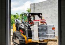 Smykem řízené nakladače JCB 210T