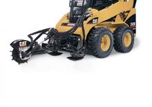 Smykem řízené nakladače Caterpillar 242B II