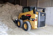 Smykem řízené nakladače Caterpillar 242D