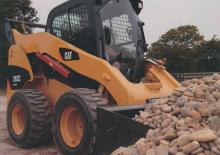 Smykem řízené nakladače Caterpillar 246C