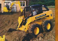 Smykem řízené nakladače John Deere Construction 270
