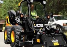 Smykem řízené nakladače JCB 300T