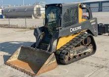 Smykem řízené nakladače John Deere Construction 319D