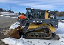 Smykem řízené nakladače John Deere Construction 329D