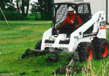 Smykem řízené nakladače Bobcat A 220