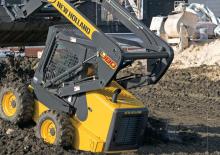Smykem řízené nakladače New Holland L180