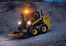 Smykem řízené nakladače New Holland L213