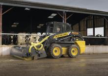 Smykem řízené nakladače New Holland L220