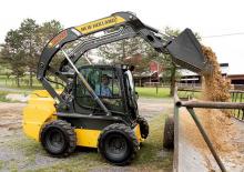 Smykem řízené nakladače New Holland L328