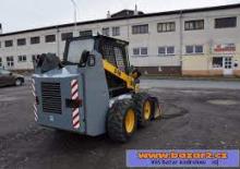 Smykem řízené nakladače MF Industrial MF 518