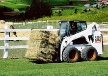 Smykem řízené nakladače Bobcat S 205 SJC