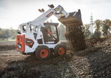 Smykem řízené nakladače Bobcat S530