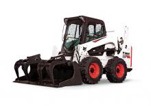 Smykem řízené nakladače Bobcat S740