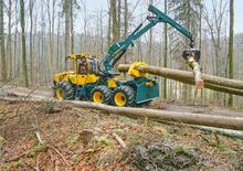Speciální lesní traktory HSM 904 6WD