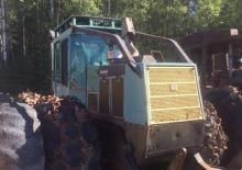 Speciální lesní traktory Timberjack TJ 660