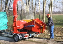 Štěpkovače Dücker HM 200