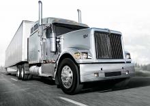 Tahače International 9900i 124 Low-Roof Sleeper Cummins ISX15