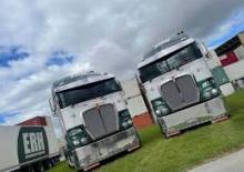 Tahače Kenworth K200 1.7M Day Cab MX15 10x6