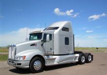 Tahače Kenworth T610 Day Cab MX 15 6x4
