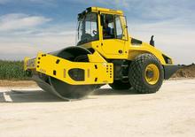 Tahačové válce Bomag BW 214 DH-4