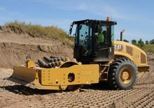 Tahačové válce Caterpillar CP14