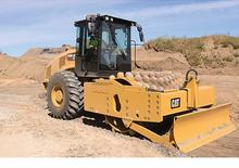 Tahačové válce Caterpillar CP74B
