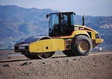 Tahačové válce Caterpillar CS 683 E