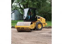 Tahačové válce Caterpillar CS44