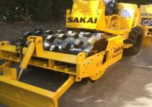 Tahačové válce Sakai SV204TB