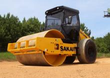 Tahačové válce Sakai SV540D