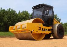 Tahačové válce Sakai SV640D