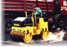 Tandemové vibrační válce Bomag BW 100 ADM-2