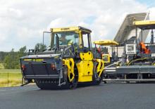 Tandemové vibrační válce Bomag BW 174 APO 4f