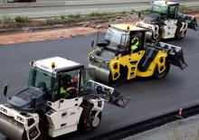 Tandemové vibrační válce Bomag BW 202 ADO-5