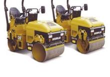 Tandemové vibrační válce Caterpillar CB 224 D