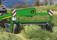 Tažené diskové žací lišty s kondicionérem John Deere 1355