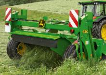 Tažené diskové žací lišty s kondicionérem John Deere 635