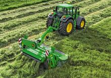 Tažené diskové žací lišty s kondicionérem John Deere 830