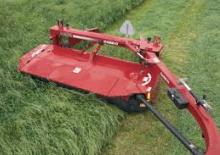 Tažené diskové žací lišty s kondicionérem Case IH DC102