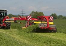 Tažené diskové žací lišty s kondicionérem Pöttinger NovaCat 307 T RC Collector