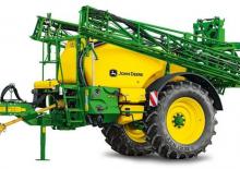 Tažené postřikovače John Deere M740i