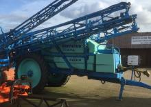 Tažené postřikovače Berthoud Maxxor 40