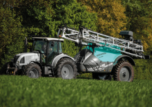 Tažené postřikovače Berthoud Vantage Dark 6700