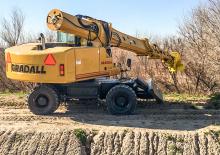 Teleskopická rypadla Gradall XL 3300 V
