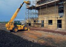 Teleskopické manipulátory JCB 537-135