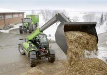 Teleskopické manipulátory DEUTZ-FAHR Agrovector 35.7