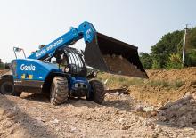 Teleskopické manipulátory Genie GTH 256 Agri