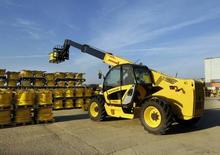 Teleskopické manipulátory New Holland LM 1333 turbo