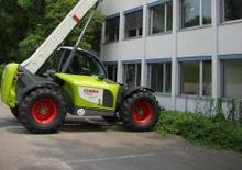 Teleskopické manipulátory Claas Scorpion 9040